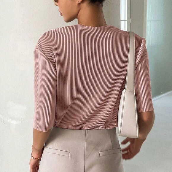 Dusty Pink Casual Women's Solid Color Pleated Short Sleeve T-Shirt - Picture 2 of 5